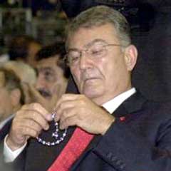 FLAŞ: Baykal'a 'irticacı' davası