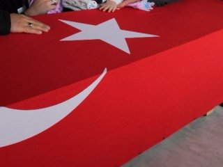 Koruculara hain saldırı: 2 şehit 6 yaralı