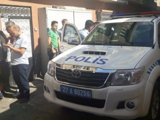Taksi göndermeyen durağa maytap attı: 2 yaralı