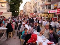1 Kilometrelik İftar Masası