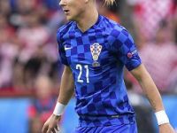 Canlı yayında ilk transferi açıkladı!