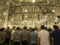 Son teravih namazı kılındı