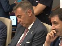 Dursun Özbek konuşurken Fikret Orman uyudu