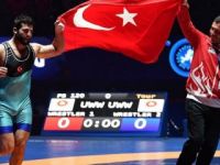 Milli güreşçi dünya şampiyonu