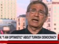 Orhan Pamuk Türkiye'ye nefret kustu