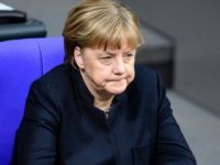 Merkel'den Türkiye'ye övgü!