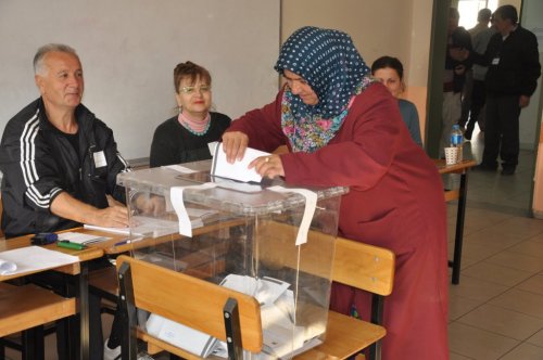 100 Bin Soydaş, Bulgaristan Seçimleri İçin Sandık Başına Gitti