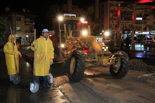 Aksaray'da Bir Gecede Yeni Yol Açıldı