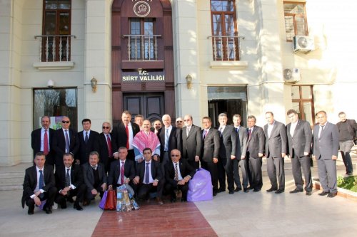 Aydınlılar Siirt’in Egeli Valisi Aydın’ı Ziyaret Etti
