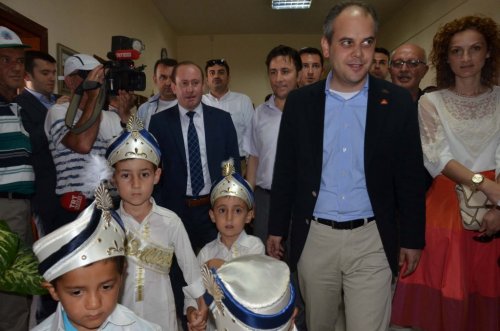 Bakan Kılıç Sünnet Şölenine Katıldı