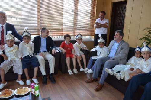 Bakan Kılıç Sünnet Şölenine Katıldı