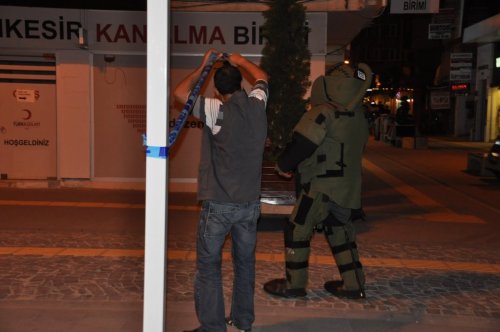 Bank'ta Bomba Paniği