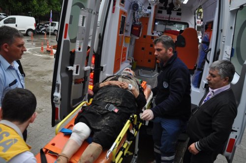 Bursa'da Düğün Yolunda Kaza: 4 Yaralı
