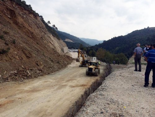 Bursa'da Yürekleri Ağza Getiren Heyelan