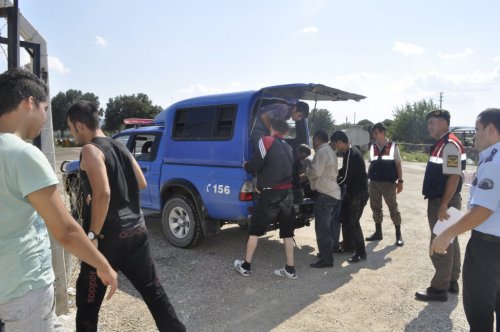 Çanakkale’de 79 Kaçak Ölümden Döndü