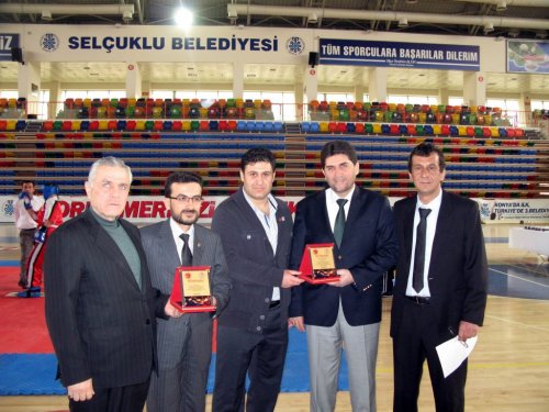 Derbent Gençlikspor Kick Boksta Şampiyon