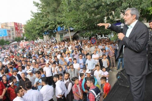 Fadıl Akgündüz’den Otomobilli Miting