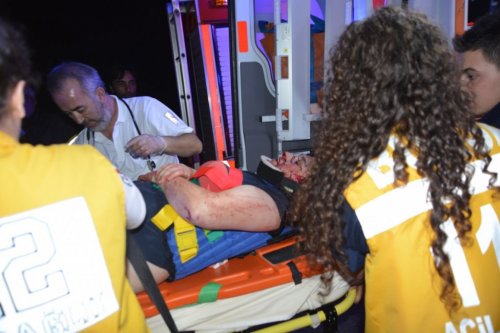 Hurdaya Dönen Araçta Can Pazarı: 3 Yaralı