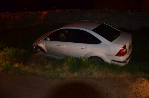 Isparta'da Otomobil Şarampole Uçtu: 1 Yaralı
