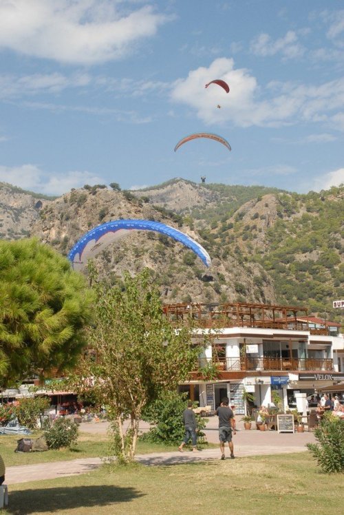 Karaburun Tabiat Parkı İhalesi Tartışmalara Yol Açtı