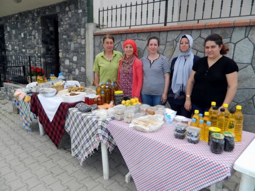 Kumyakalı Kadınlarlardan El Emeği Pazarı