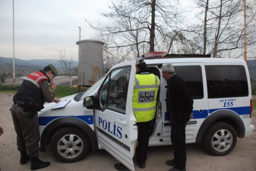 Maden İşçilerini Taşıyan Minibüs Kaza Yaptı: 15 Yaralı