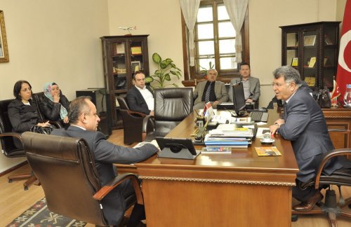 Öğrencilerden Tahsin Babaş’a Sevgi Seli