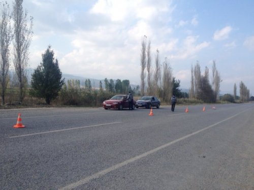Polisten Sürücülere Ceza Yerine Şeker