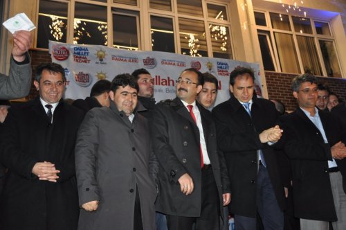 Uşak’ta Ak Parti Coşkusu