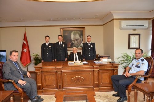Vali Pomem Öğrencilerini Kabul Etti