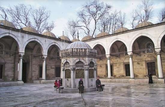 Osmanlı'nın 'Valide' Camileri 5