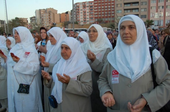Türkiye'nin İlk Hac Kafilesi Dualarla Yola Çıktı 12