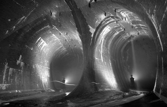 Dünyanın En Sıradışı Tünelleri 10