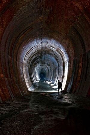 Dünyanın En Sıradışı Tünelleri 12