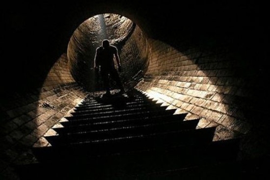 Dünyanın En Sıradışı Tünelleri 4