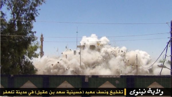IŞİD Camileri Havaya Uçurdu 4