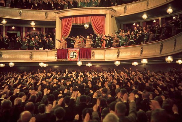 Hitler ve Görmediğiniz Fotoğrafları 12