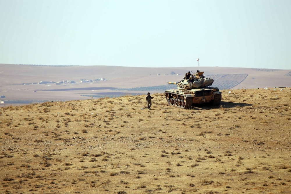 Sınıra Tank ve Zırhlı Araçlar Yerleştirildi 20