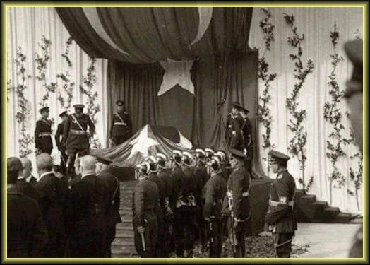 Atatürk'ün Cenazesinden Görülmemiş Fotoğraflar 32