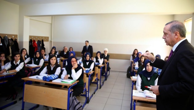 Cumhurbaşkanı Erdoğan'dan Öğrencilere Ders 2
