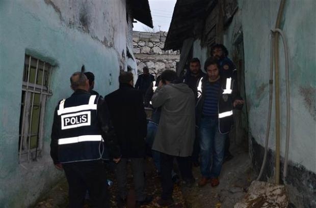 Ankara’da Sandıktan Cephanelik Çıktı 9