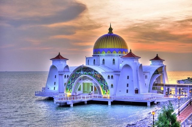 Dünyanın En Güzel ve En İlginç Camileri 14