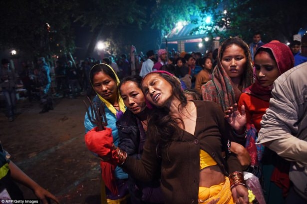 Nepal'de Katliam Gibi Festival! Böylesi Görülmedi (+13) 11