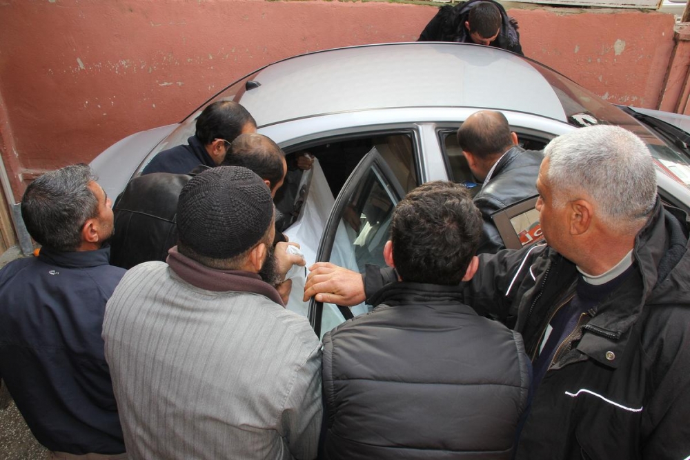 Adana'da Araba Camından Sarkan Ceset 3