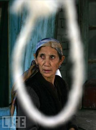 Doğu Türkistan'da Zulüm Devam Ediyor 12