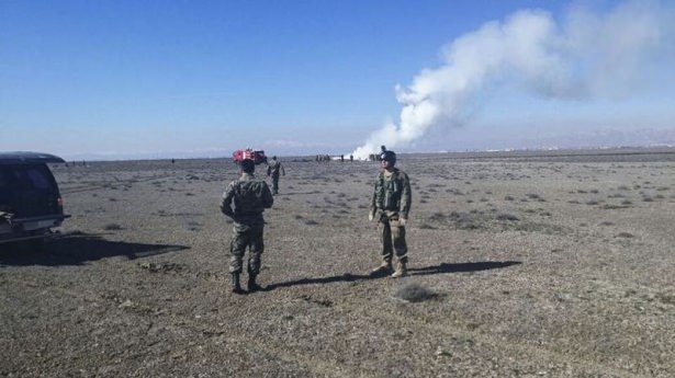 Konya'da Askeri Uçak Düştü 8