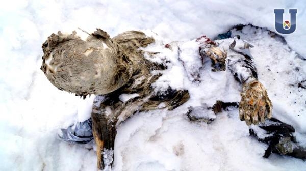 Buzlar Eridi 55 Yıllık Cesetler Ortaya Çıktı 3