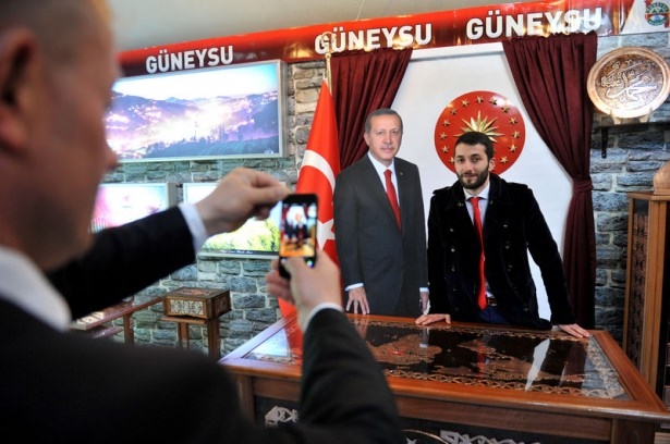 Erdoğan'ı Gören Kuyruğa Girdi! 6