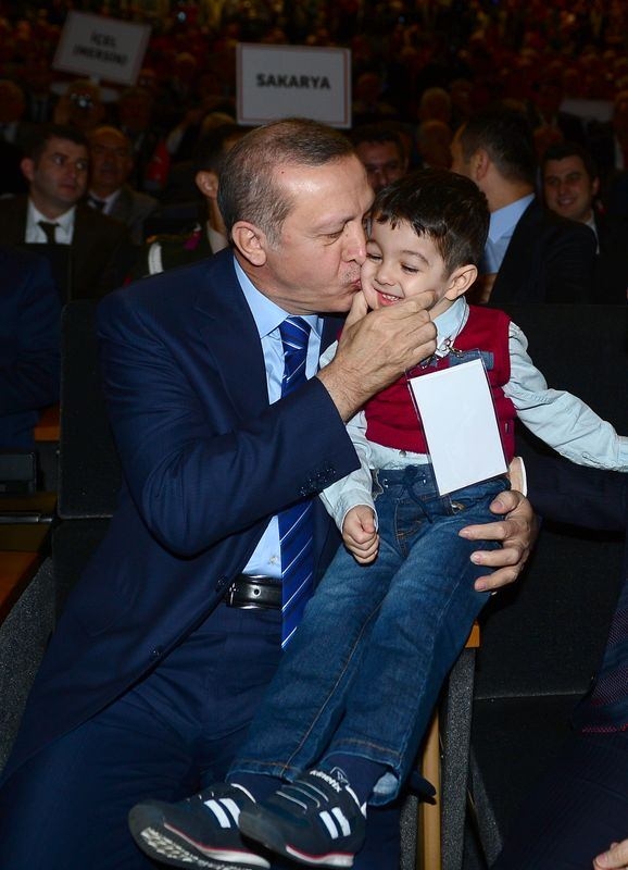 Erdoğan'ın Kucağındaki Minik Yakup Bakın Kimin Oğlu Çıktı? 5