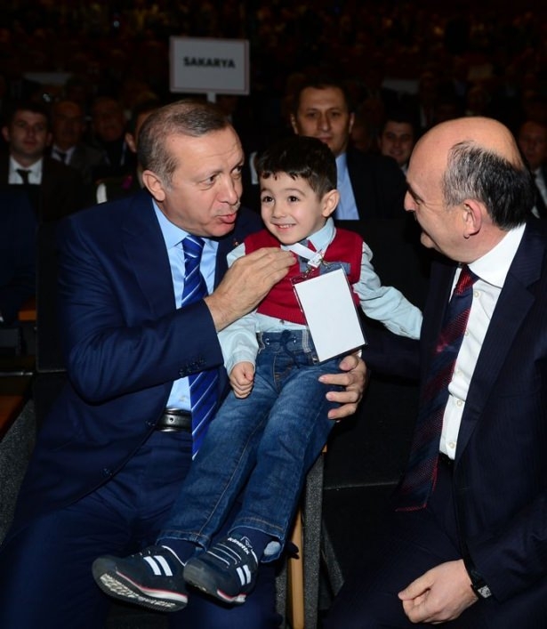 Erdoğan'ın Kucağındaki Minik Yakup Bakın Kimin Oğlu Çıktı? 7